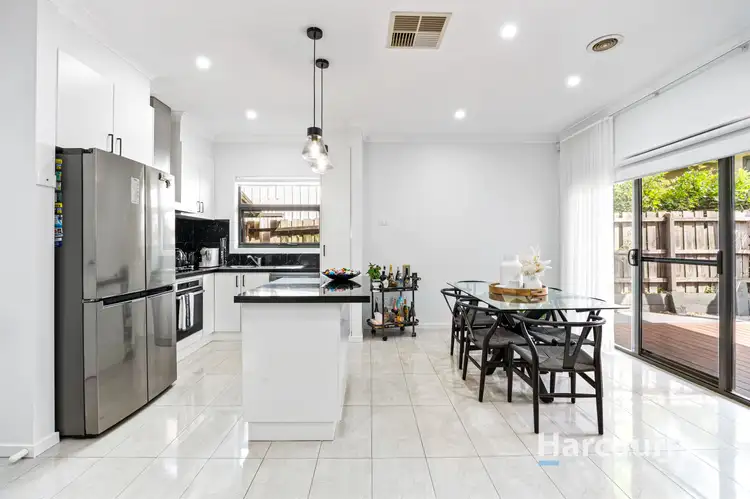 3/7 Seventh Avenue, Dandenong VIC 3175