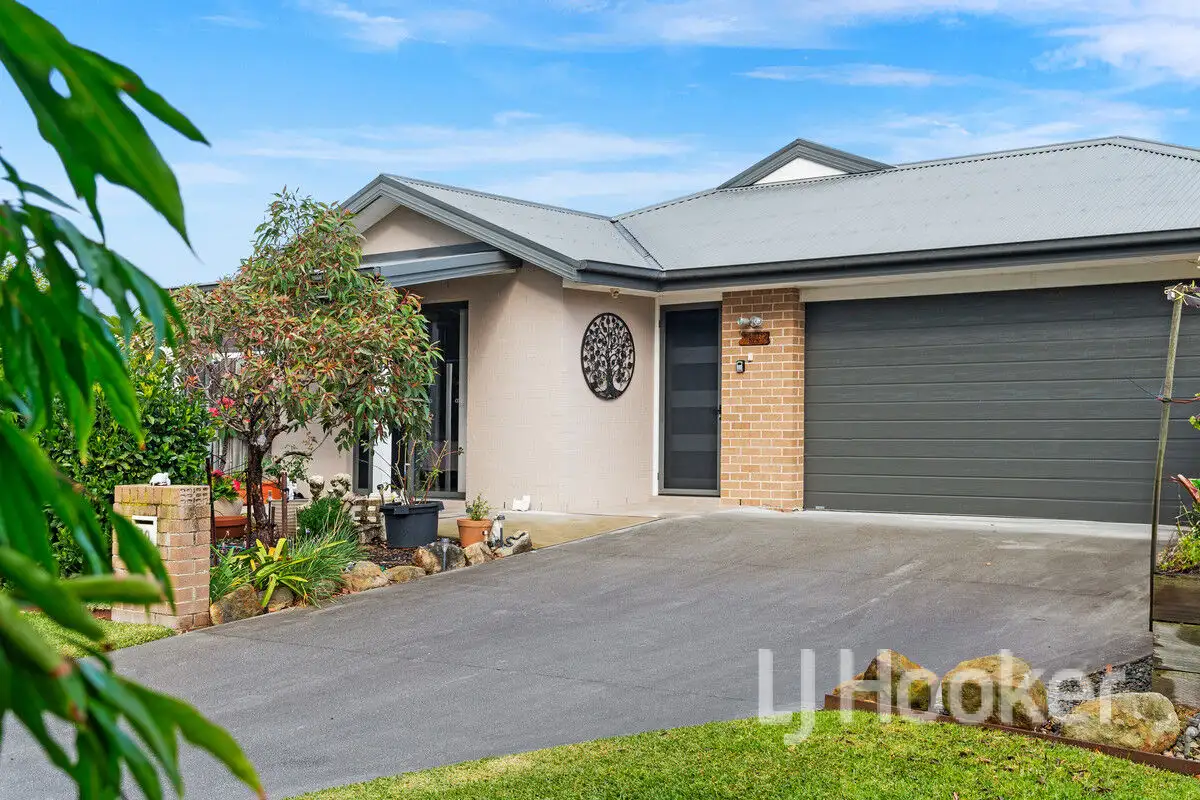 Main view of Homely house listing, 10 Dinghy Street, Vincentia NSW 2540