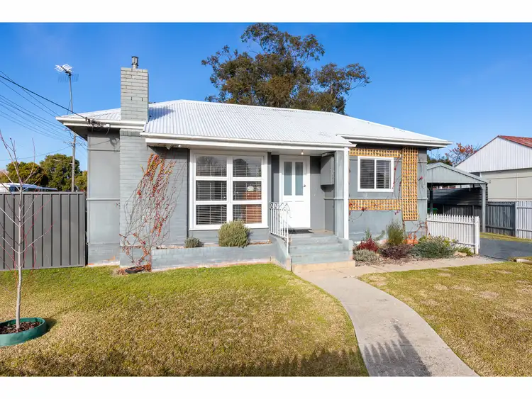 Main view of Homely house listing, 327 Curlew Crescent, North Albury NSW 2640