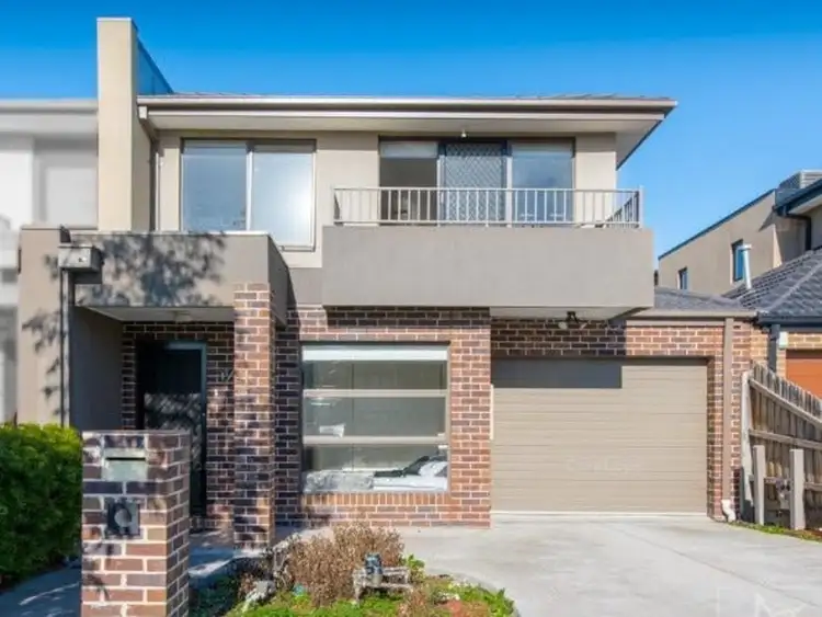 12 Merlynston Close