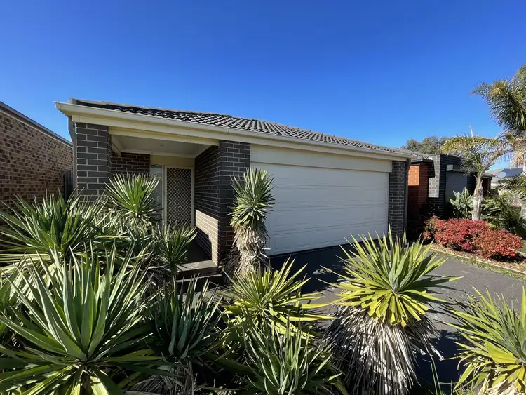6 Chester Street, Kurunjang VIC 3337
