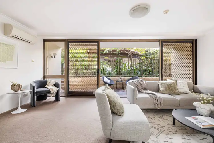 Third view of Homely apartment listing, 10/1 Boomerang Place, Woolloomooloo NSW 2011