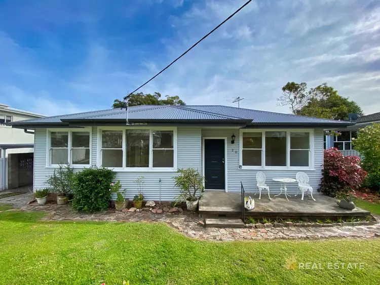 20 Victor Parade, Shoal Bay NSW 2315