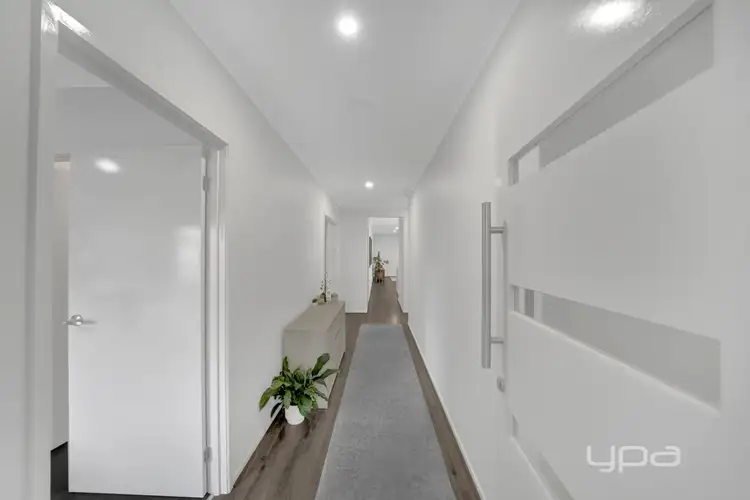 Fifth view of Homely house listing, 11 woolshed Drive, Truganina VIC 3029