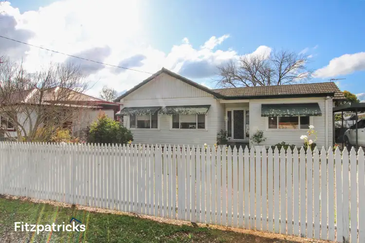 11 Sullivan Avenue, Wagga Wagga NSW 2650
