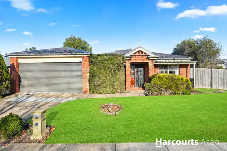 7 Arlington Place, Narre Warren South VIC 3805