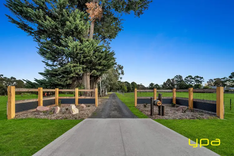 96 Kenilworth Avenue, Beaconsfield VIC 3807