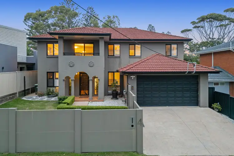 4 Cowlishaw Street, Redhead NSW 2290