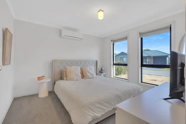 Third view of Homely house listing, 6 Maple Leaf Court, Munno Para West SA 5115