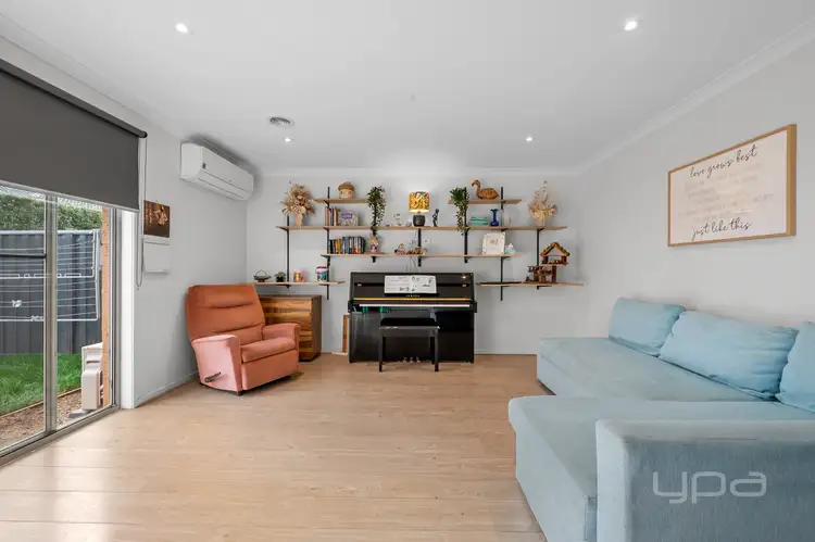 Fifth view of Homely house listing, 34 Knebworth Drive, Strathtulloh VIC 3338