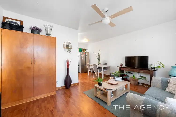 Fifth view of Homely unit listing, 4/9-11 Gloucester Avenue, Shoalwater WA 6169