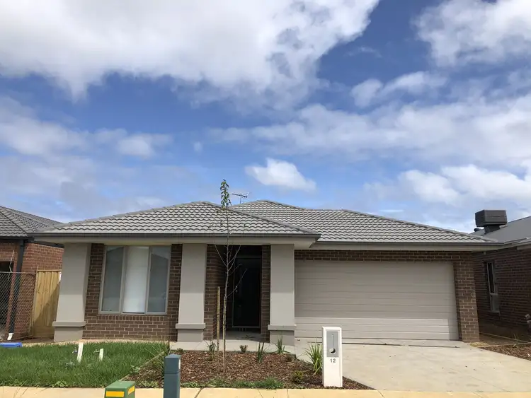 12 Hedge Street, Armstrong Creek VIC 3217