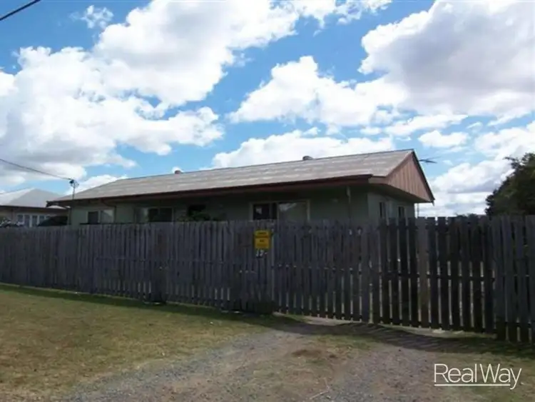 17 Hooper Street, West Ipswich QLD 4305