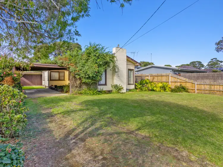 29 Leon Avenue, Rosebud VIC 3939