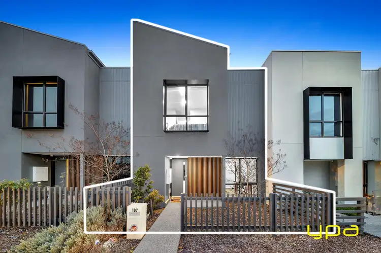 107 Hayton Park Boulevard, Cranbourne West VIC 3977