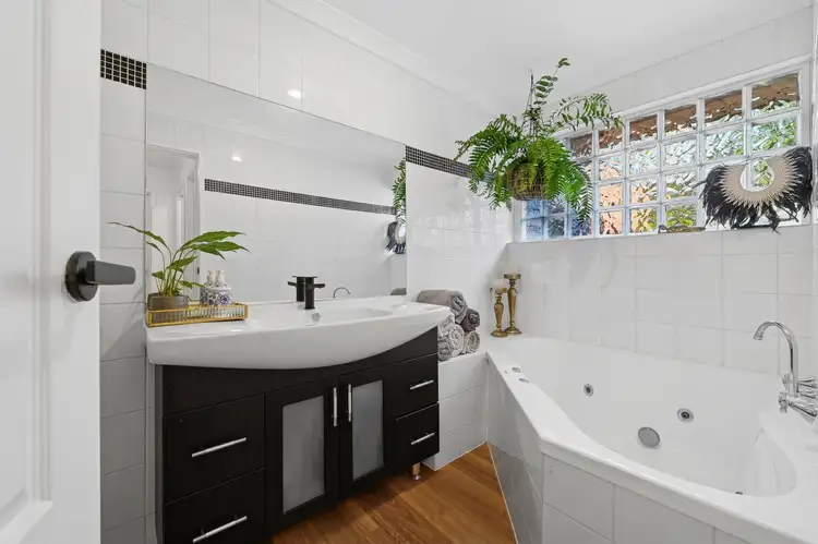 Sixth view of Homely house listing, 6 The Mews, Frankston VIC 3199