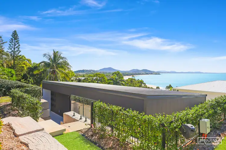 4 Buccaneer Avenue, Lammermoor QLD 4703