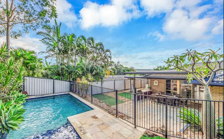 4 Macdougall Street, Highland Park QLD 4211