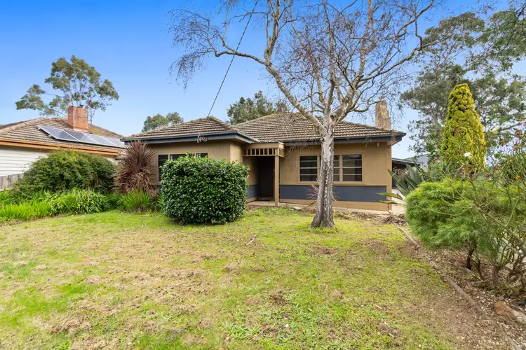 17 McGhee Street, Sale VIC 3850