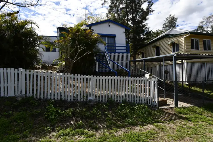 25 Byrnes Parade, Mount Morgan QLD 4714