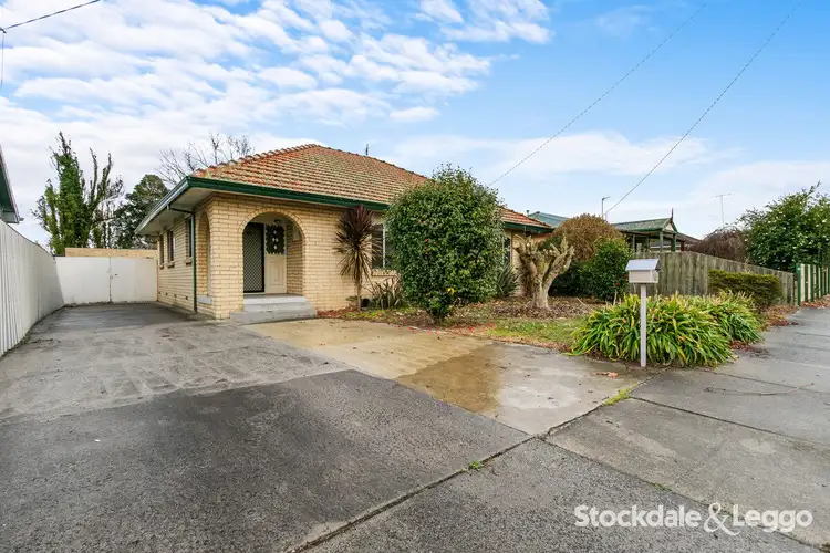 10 Austin Avenue, Moe VIC 3825