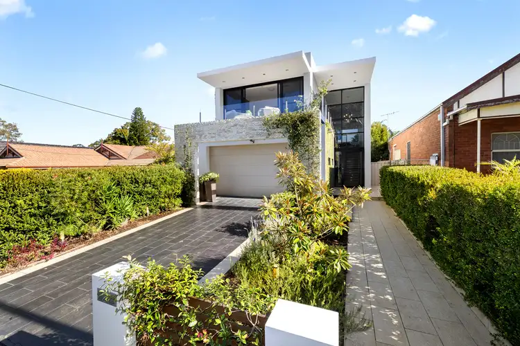 17 Balmoral Avenue