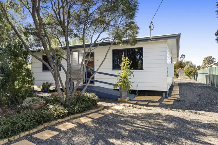 7 Perrin Road, Cambooya QLD 4358