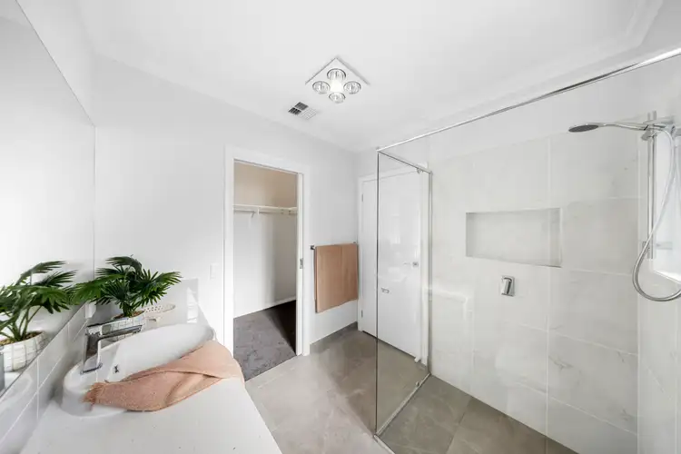 Sixth view of Homely house listing, 18 Elgin Street, Sale VIC 3850