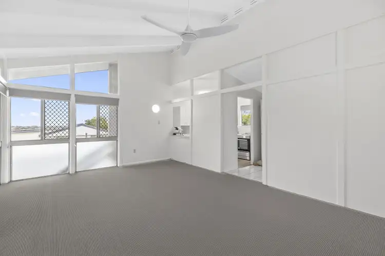 Fourth view of Homely house listing, 16 Pareena Crescent, Mansfield QLD 4122