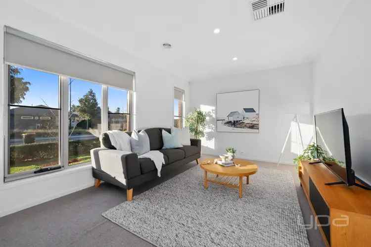 Second view of Homely house listing, 5 Tamboritha Boulevard, Weir Views VIC 3338