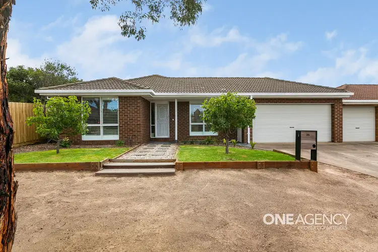 25 Truganina Avenue, Seabrook VIC 3028