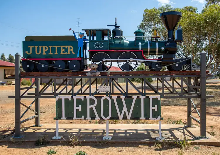 39 Main Street, Terowie SA 5421