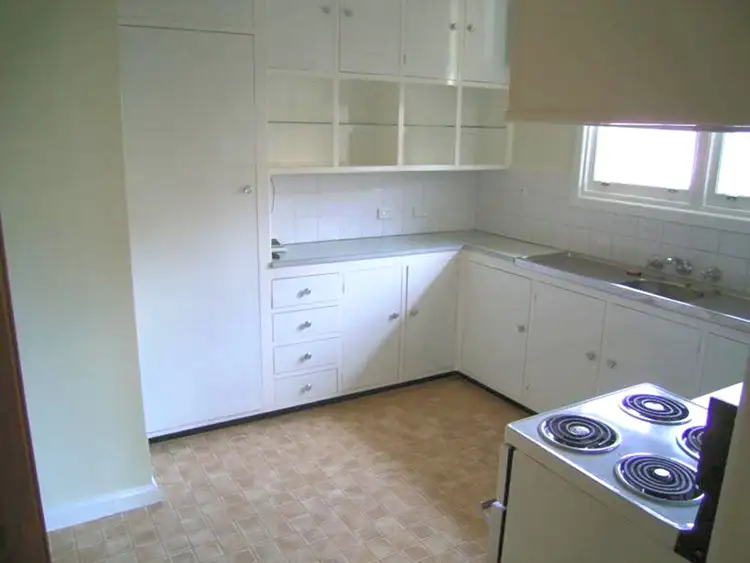 Fourth view of Homely unit listing, 2/5A Marks Street, Colac VIC 3250