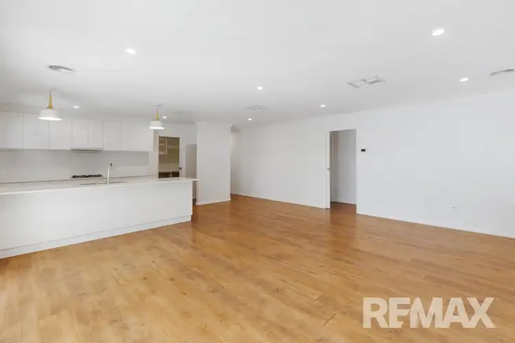 Sixth view of Homely other listing, 19 Thane Court, Lloyd NSW 2650