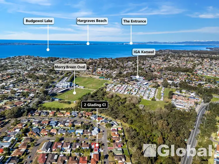 Fourth view of Homely house listing, 2 Glading Close, Lake Haven NSW 2263