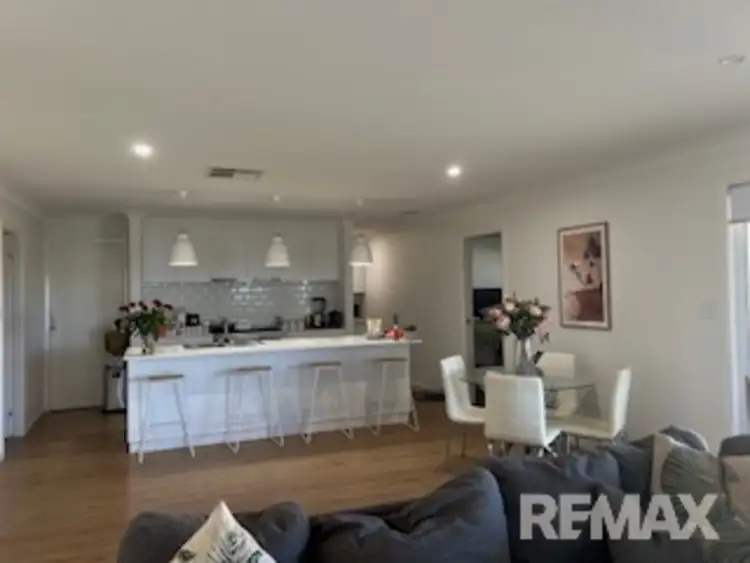 Second view of Homely house listing, 23 Morris Crescent, Gobbagombalin NSW 2650