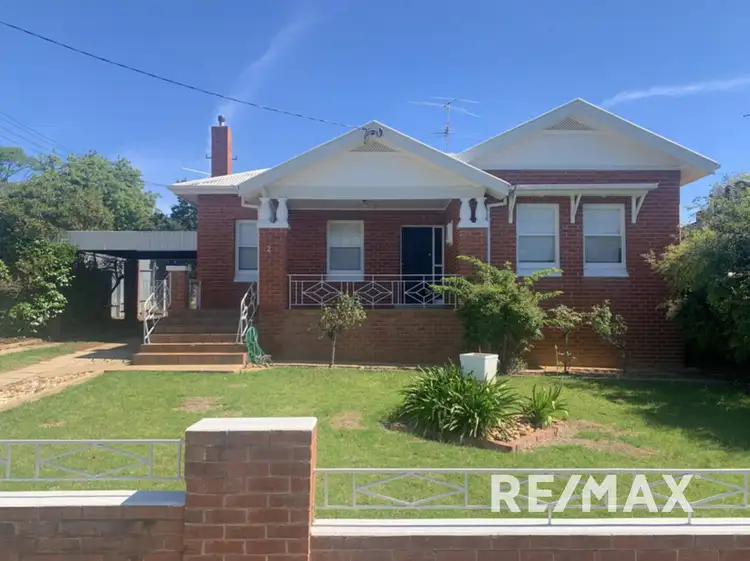 2 Jarick Street, Turvey Park NSW 2650