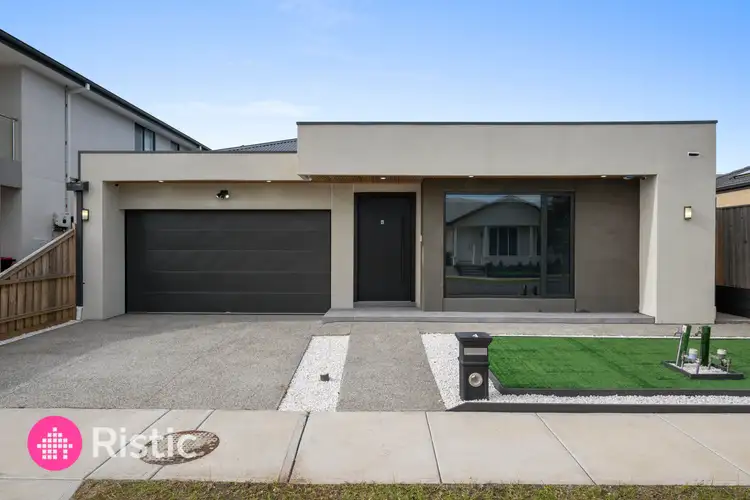 4 Valetta Street, Mickleham VIC 3064