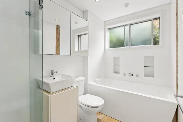 Fourth view of Homely apartment listing, 17/40 The Crescent, Dee Why NSW 2099