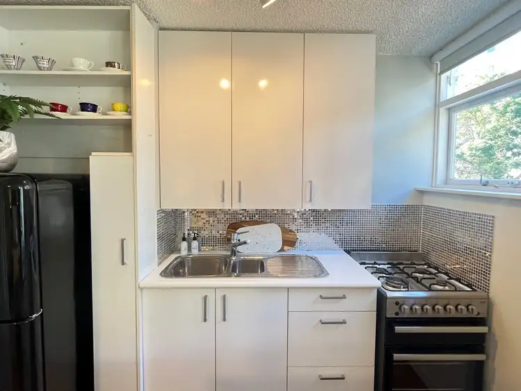 Fourth view of Homely studio listing, 33/5-7 Esplanade, Elizabeth Bay NSW 2011