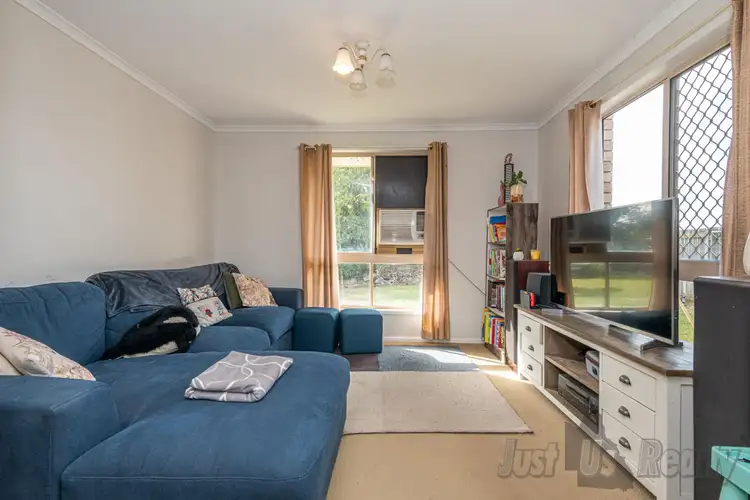 16 Seymore Avenue, Kalkie QLD 4670