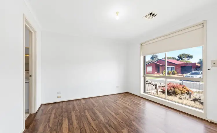 Fifth view of Homely house listing, 6 Flint Crescent, Delahey VIC 3037