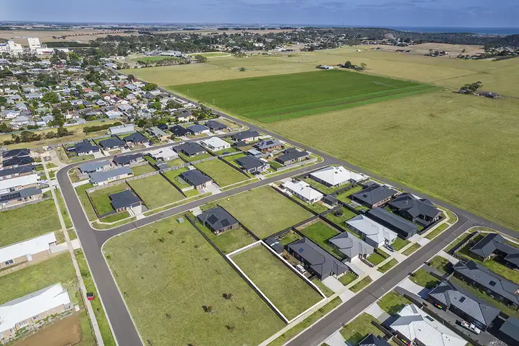 8a Murphy Street, Koroit VIC 3282