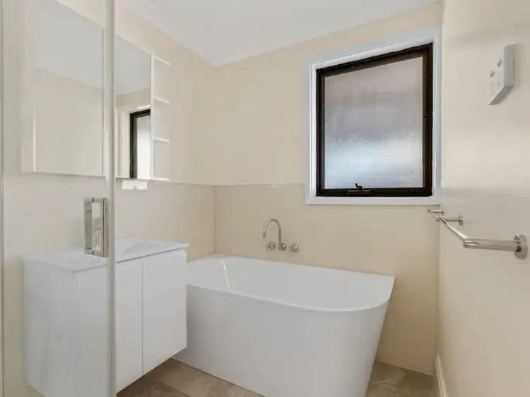 Fourth view of Homely house listing, 10 Goolagar Crescent, Springdale Heights NSW 2641
