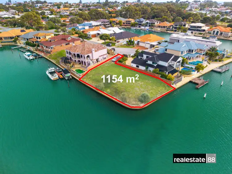 9 Eunamara Retreat, Halls Head WA 6210