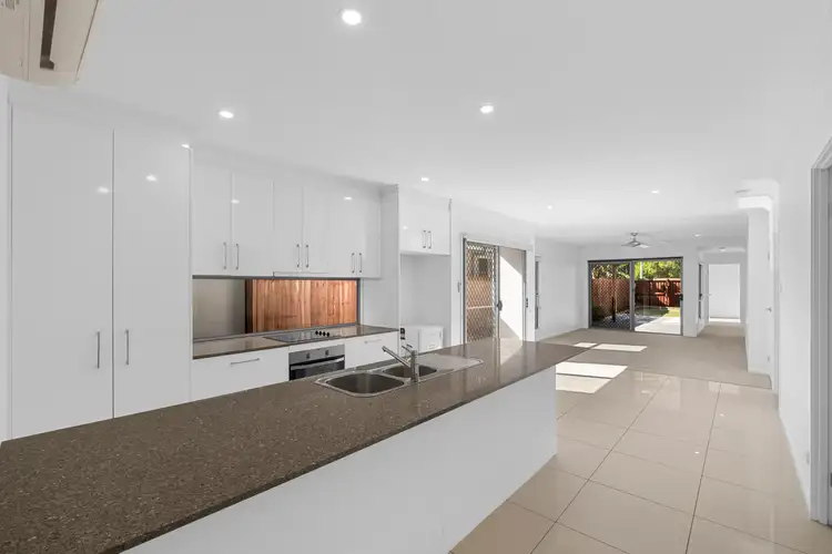 25 Vincent Avenue, Sippy Downs QLD 4556