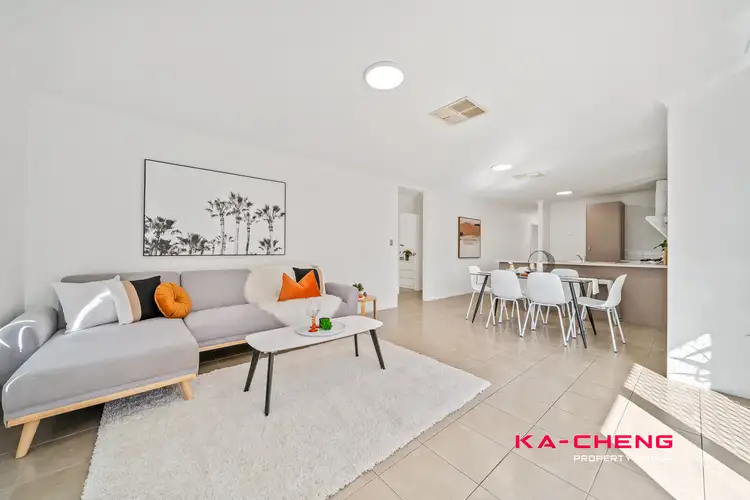 2/98 Gabriel Street, Cloverdale WA 6105