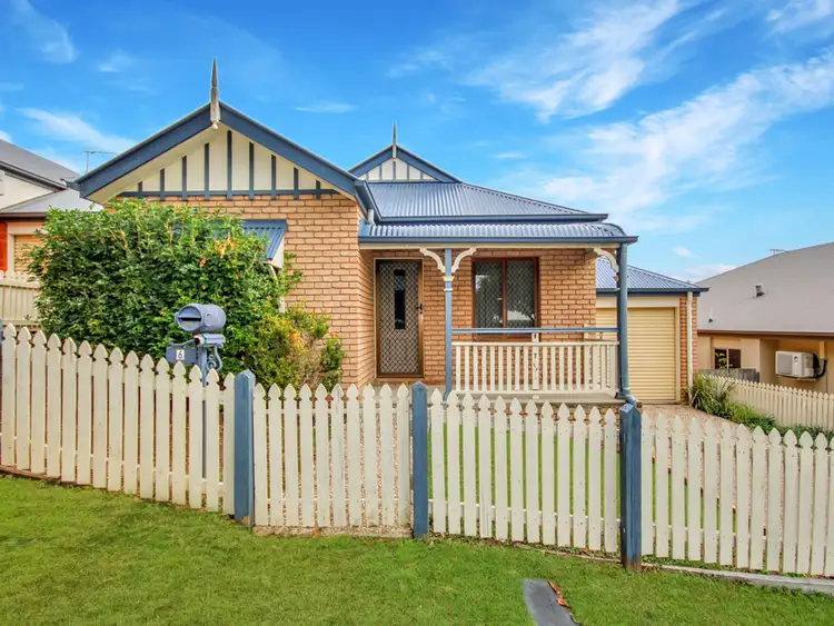 6 Zenith Way, Springfield Lakes QLD 4300