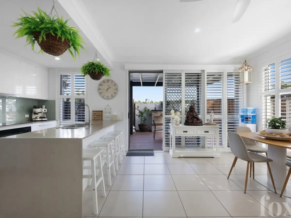 Main view of Homely townhouse listing, 20/1 Waters Close, Hope Island QLD 4212