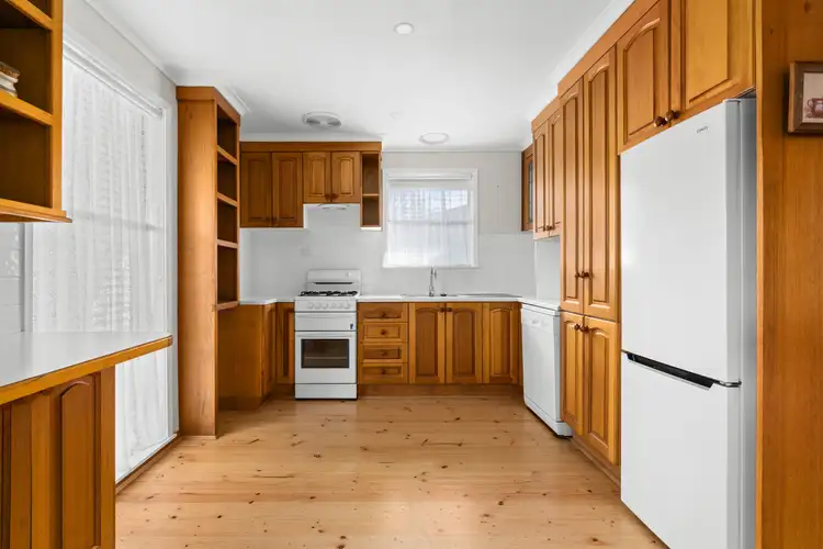 Third view of Homely house listing, 8 Clancy Court, Sale VIC 3850